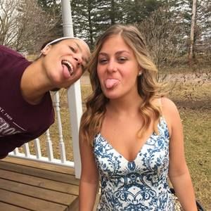 Meet your Posher, Sophia